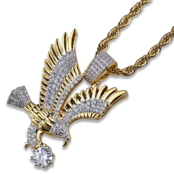 Gorgeous Gold-Plated Cubic Zirconia Flying Eagle Pendant - Picture 7 of 7